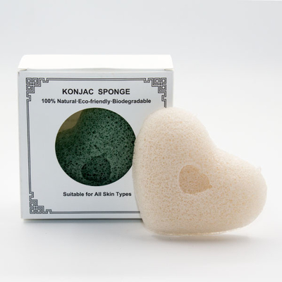 Beige Natural Konjac Facial Cleansing Sponge Eco Friendly Heart Bath Sponge